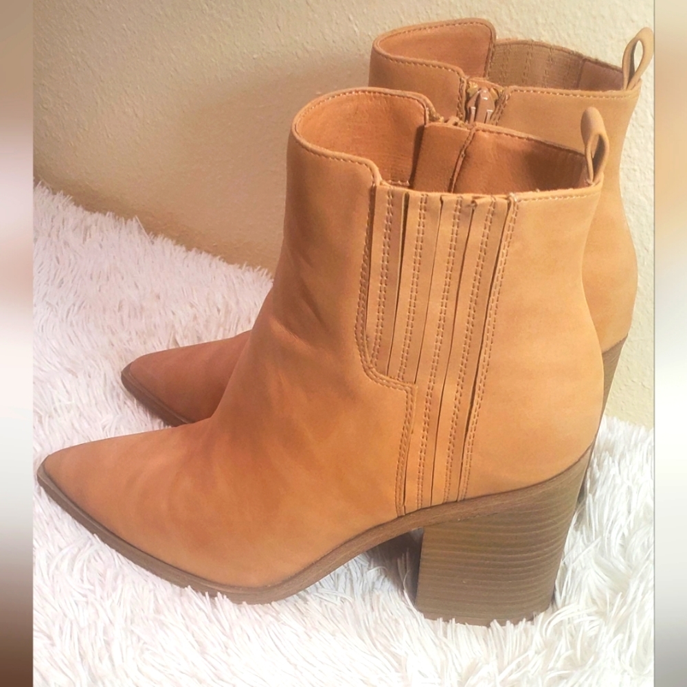 Universal Thread Whitney Pull Tab Boots - image 2